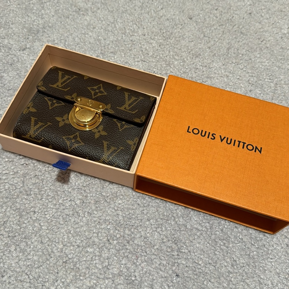 Authentic Louis Vuitton Koala wallet